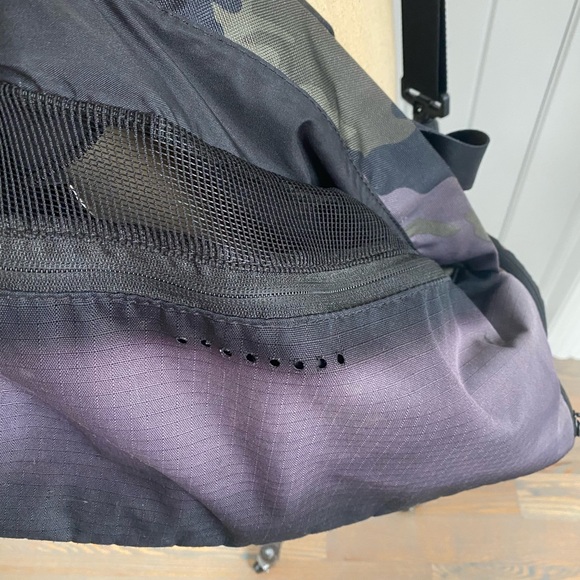 Nike duffel bag - Picture 10 of 15